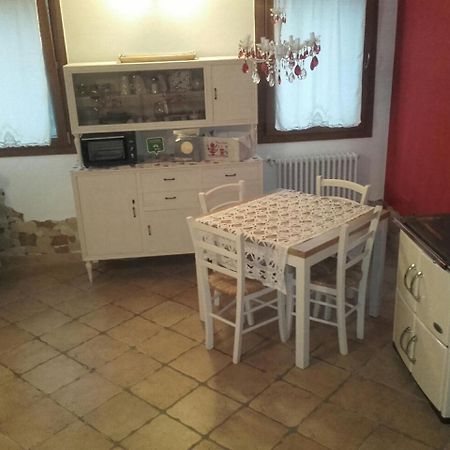 B&B La Zanzara Адрия Екстериор снимка